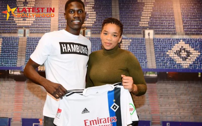 Who Are Amadou Onana Parents? Ethnicity, Girlfriend, Age, Net Worth & Height 2 Amadou Onana Sister