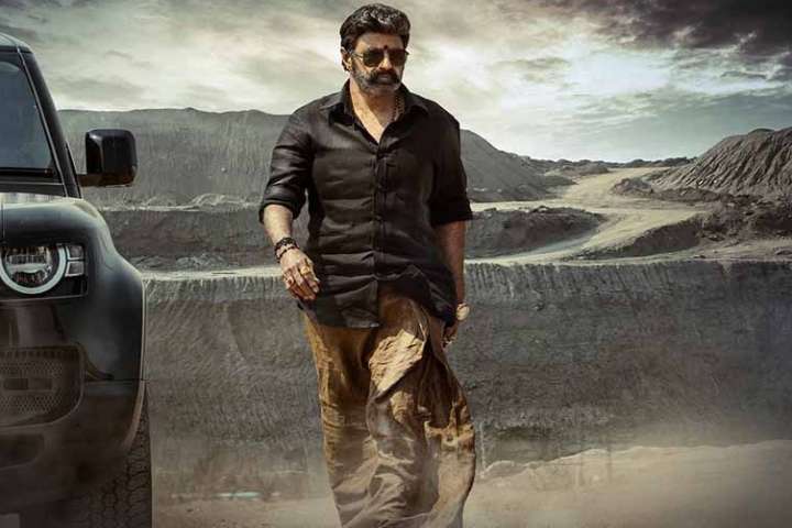 Veera Simha Reddy review, imdb rating, story, standing, cast, budget, box office collection Veera Simha Reddy review