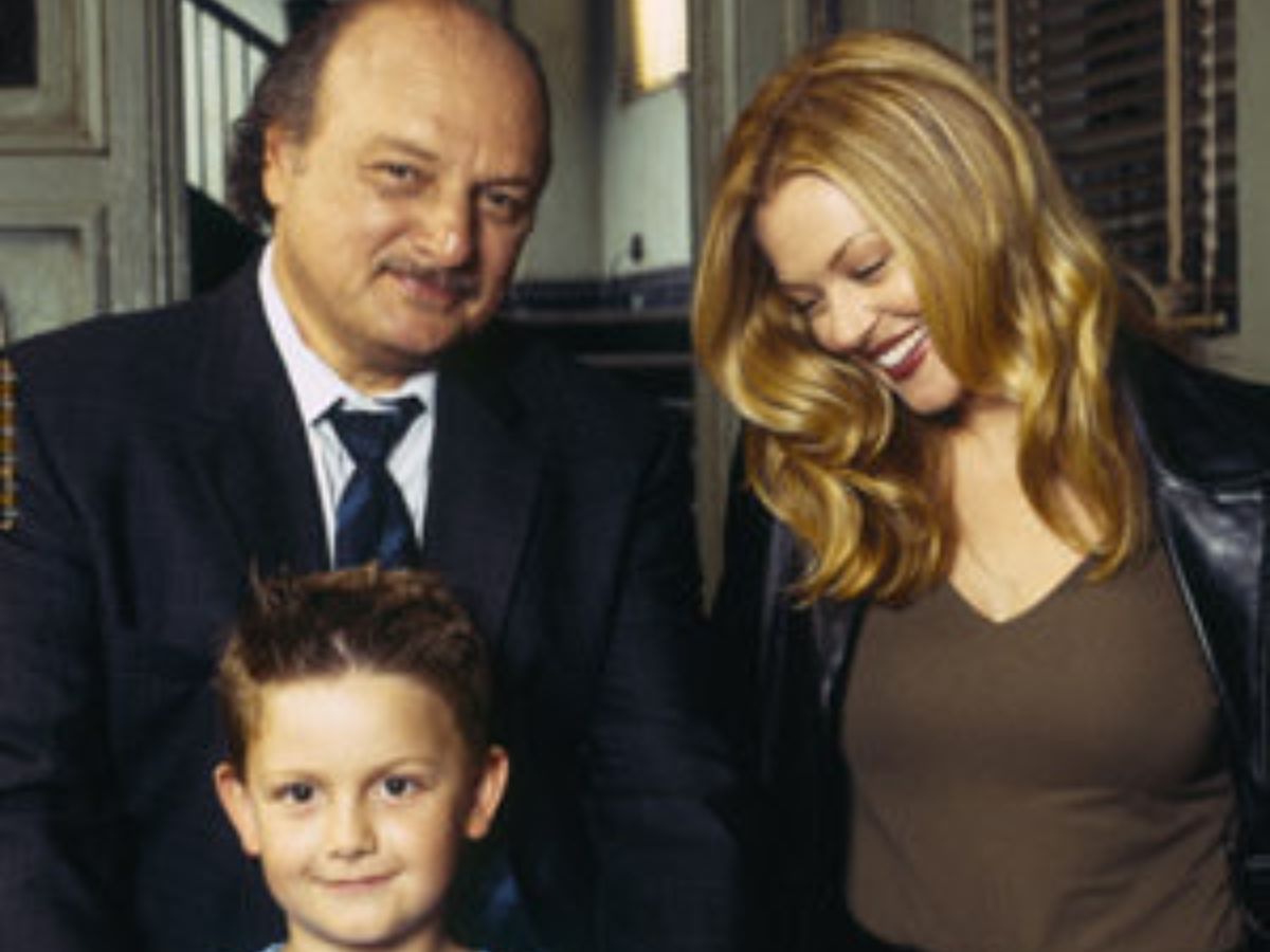 Austin Majors Cause of Death, Child Actor In 'NYPD Blue' Dies At 27, Age, Wiki, Nationality, Parents, Net Worth & More 1 Austin Majors Parents (Father, Mother), Siblings