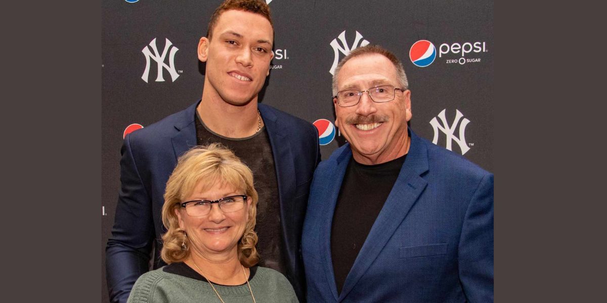 Who are Aaron Judge's Parents? Parents of Aaron Judge, Wayne and Patty Judge 1 Parents of Aaron Judge